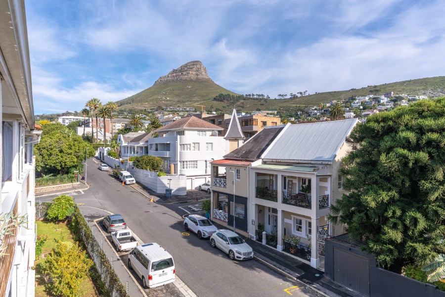 2 Bedroom Property for Sale in Tamboerskloof Western Cape